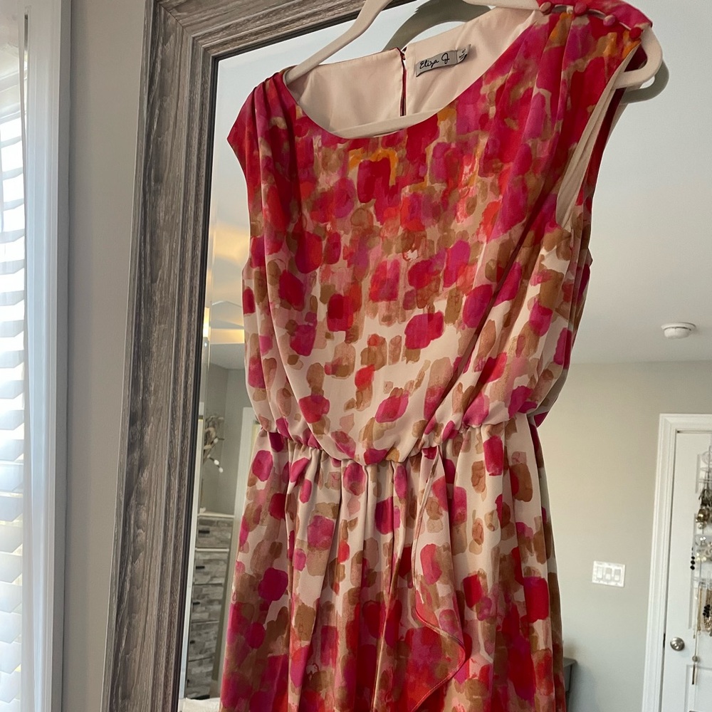 Eliza J beautiful dress